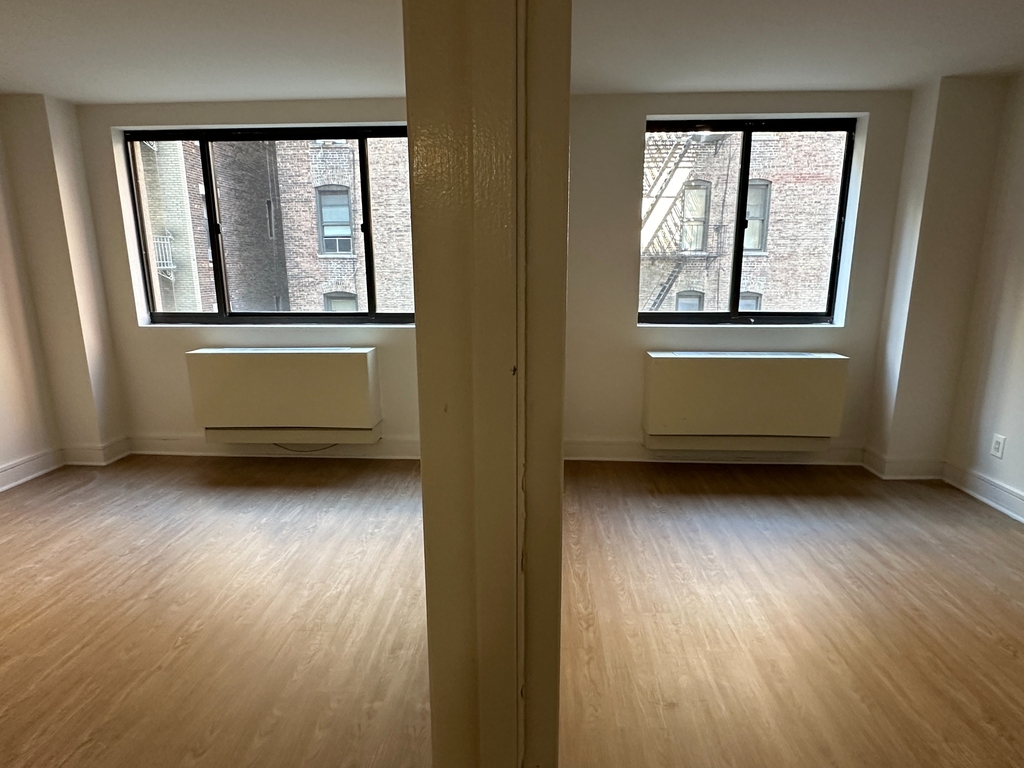 West 96th Street - Photo 10