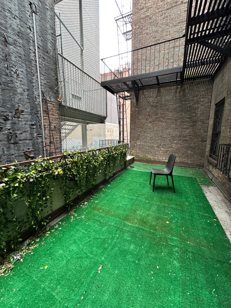 1752 1st Avenue - Photo 5