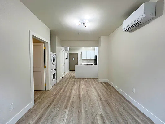 952 Bedford Avenue - Photo 3