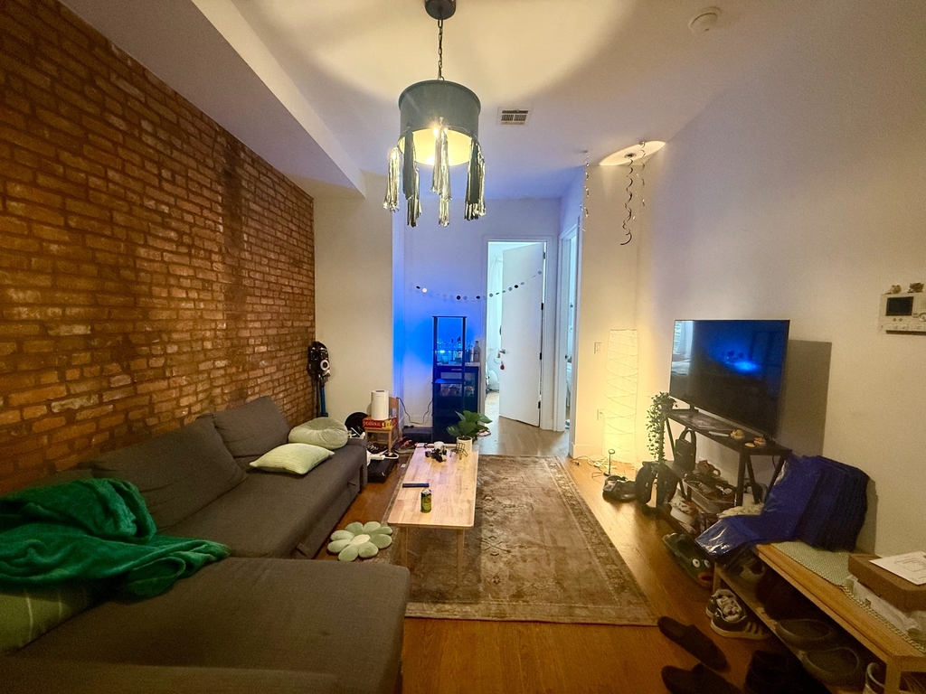 317 Pulaski Street - Photo 4