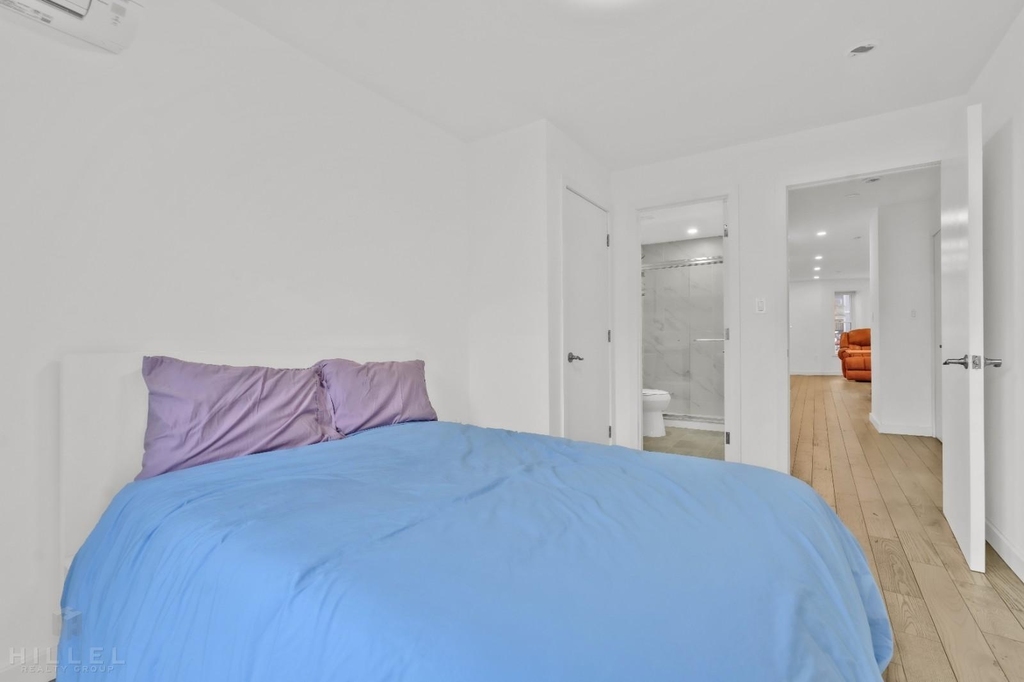 729 Chauncey Street - Photo 5