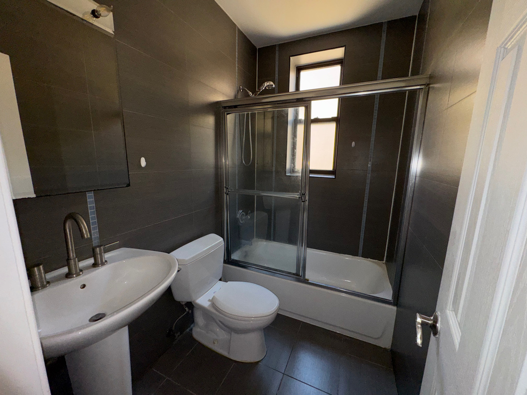 1496 Bushwick Avenue - Photo 16