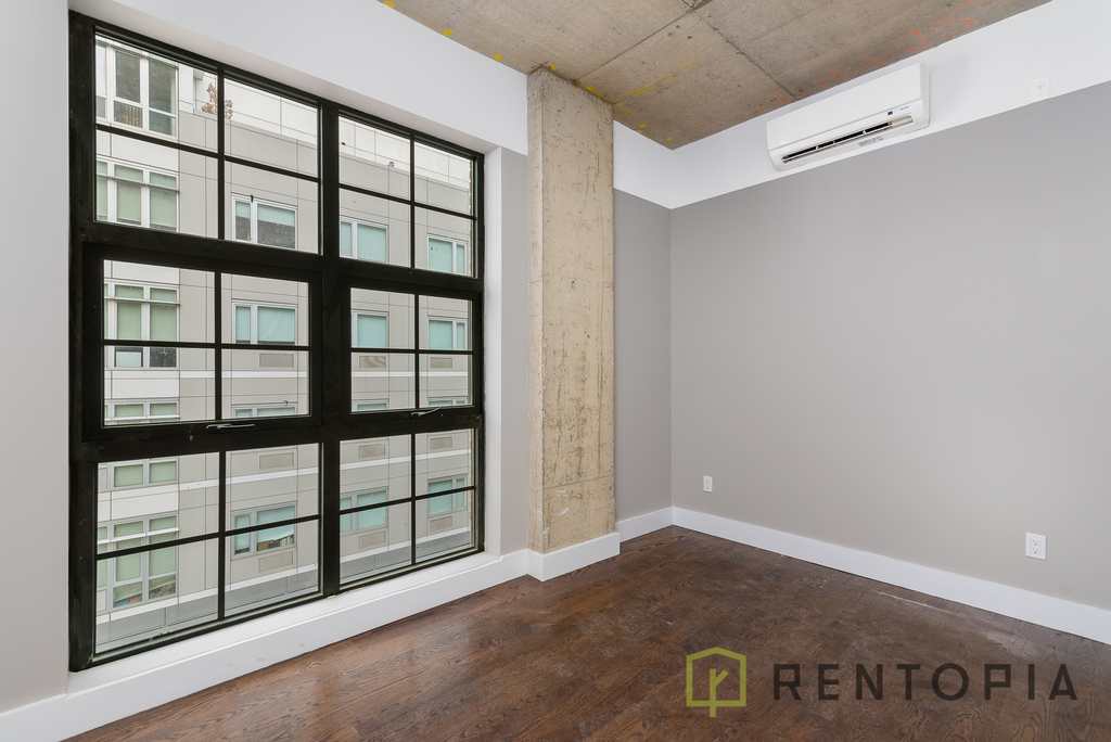 187 Kent Avenue - Photo 5