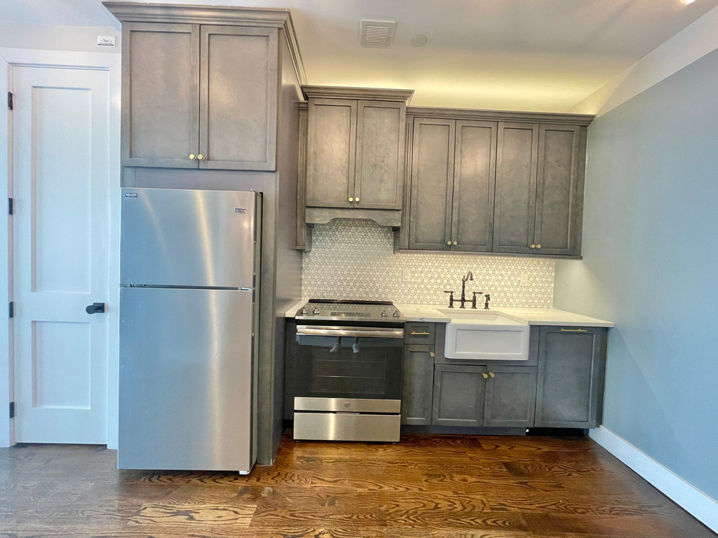 187 Kent Avenue - Photo 2