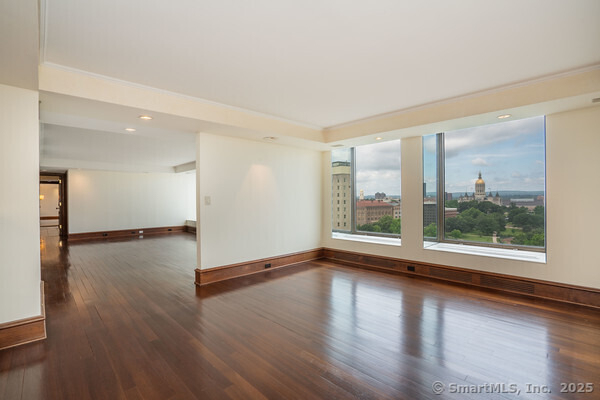 1 Gold Street - Photo 12