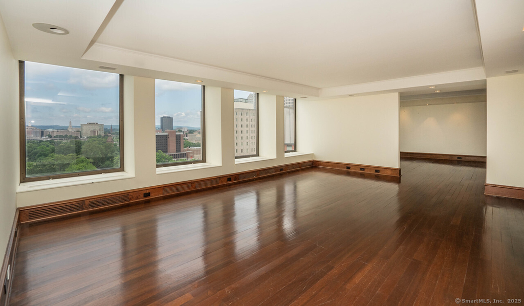 1 Gold Street - Photo 9