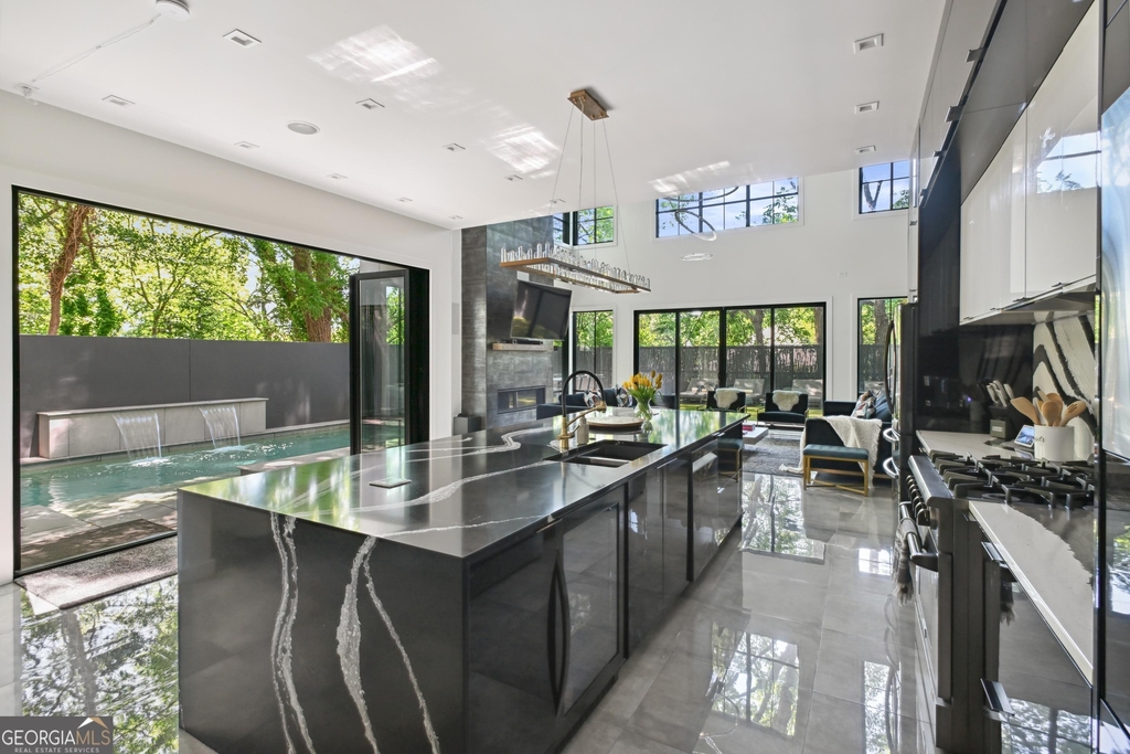 818 Verner Street Nw - Photo 39