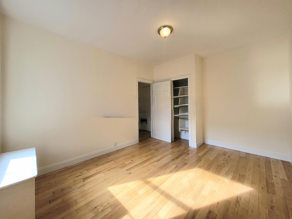 West 204th Street - Photo 3