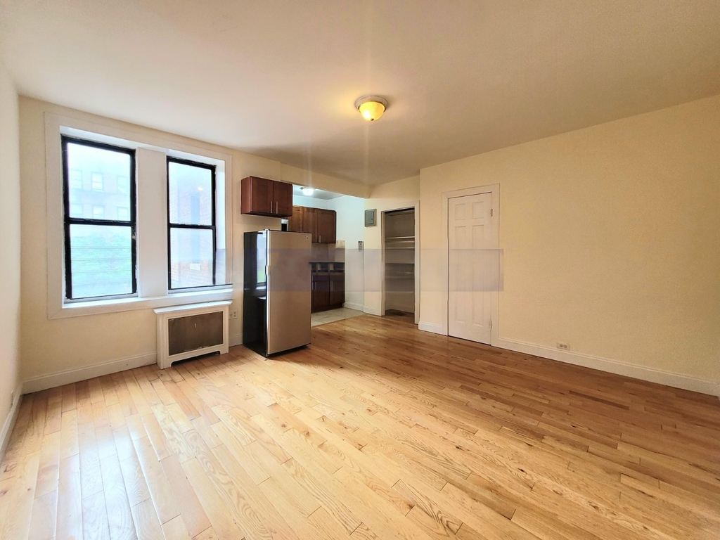 West 204th Street - Photo 2
