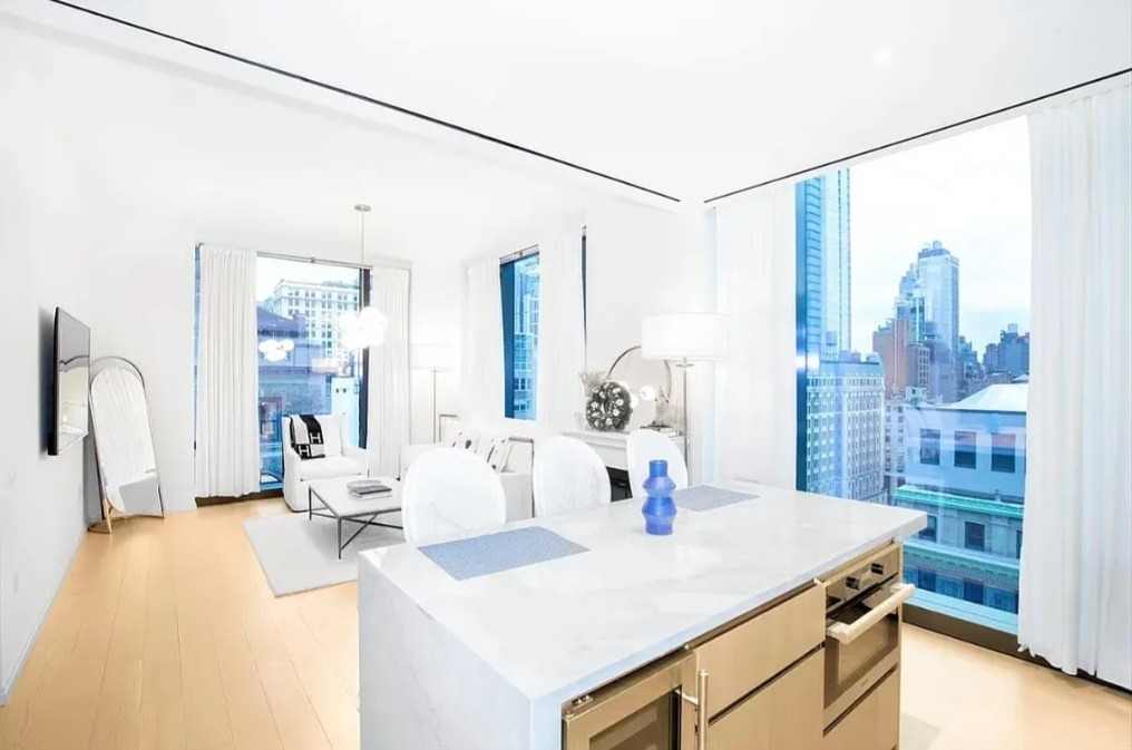 277 5th Avenue - Photo 1