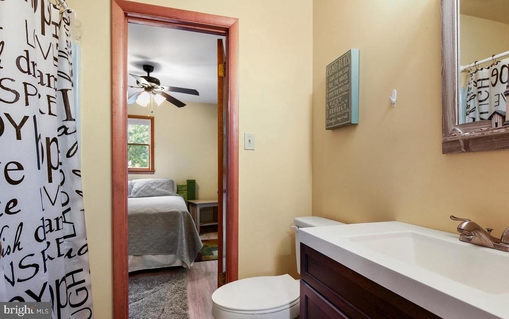 33179 Woodland Court S - Photo 17