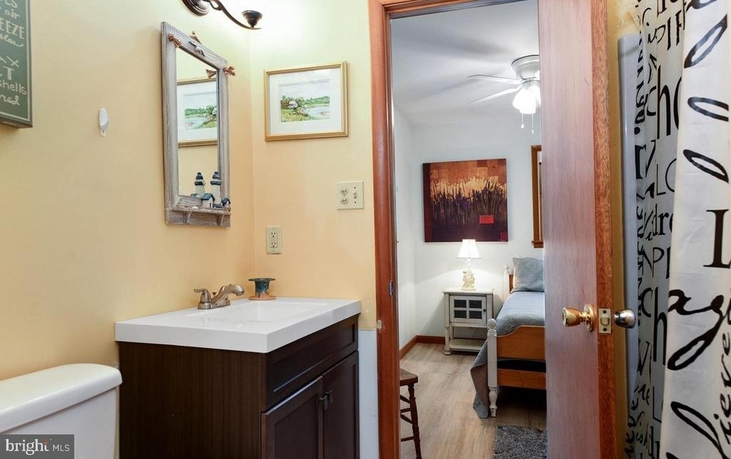 33179 Woodland Court S - Photo 16