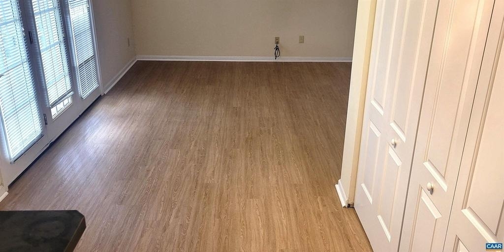 1356 Villa Way - Photo 14