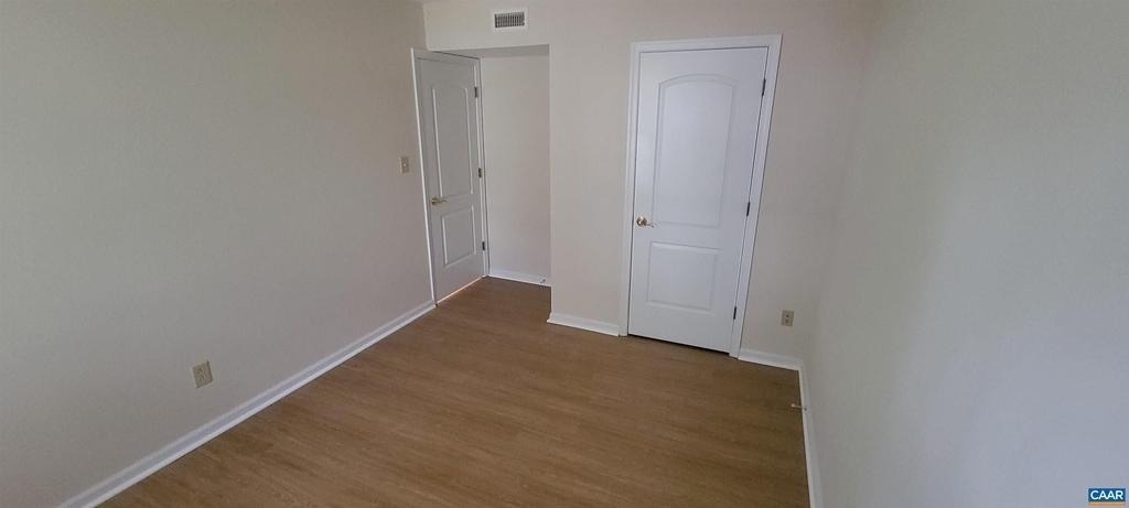 1356 Villa Way - Photo 19