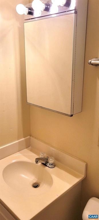 1356 Villa Way - Photo 11