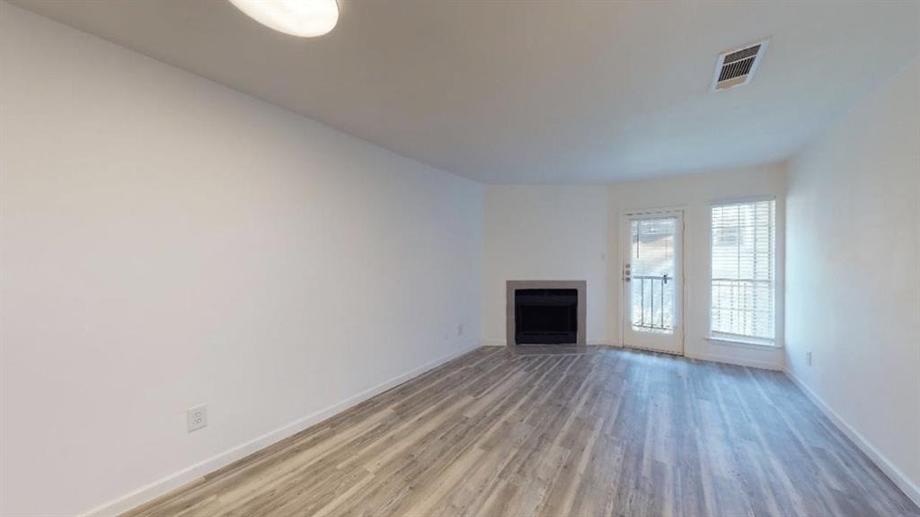 4717 Columbia Ave - Photo 3