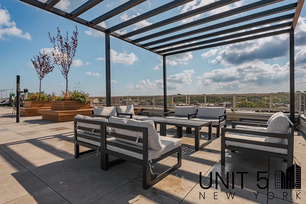 342 Eldert Street - Photo 11