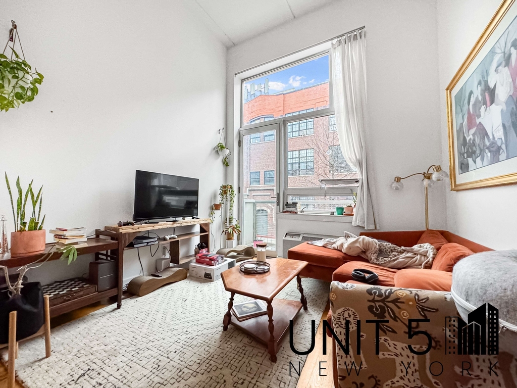 342 Eldert Street - Photo 2