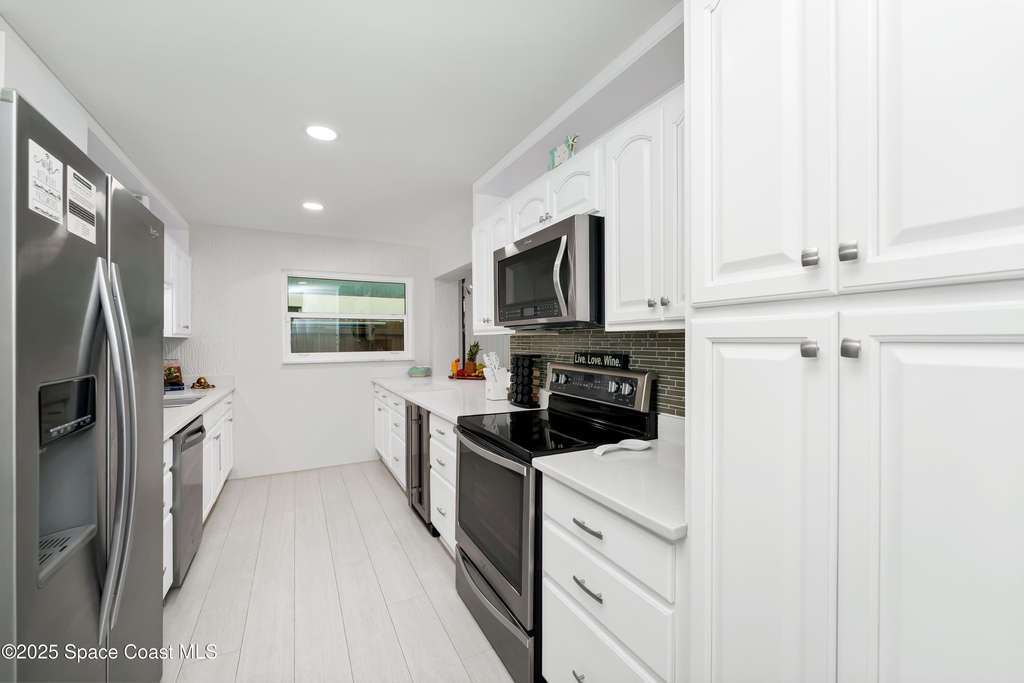 363 Harbor Drive - Photo 10