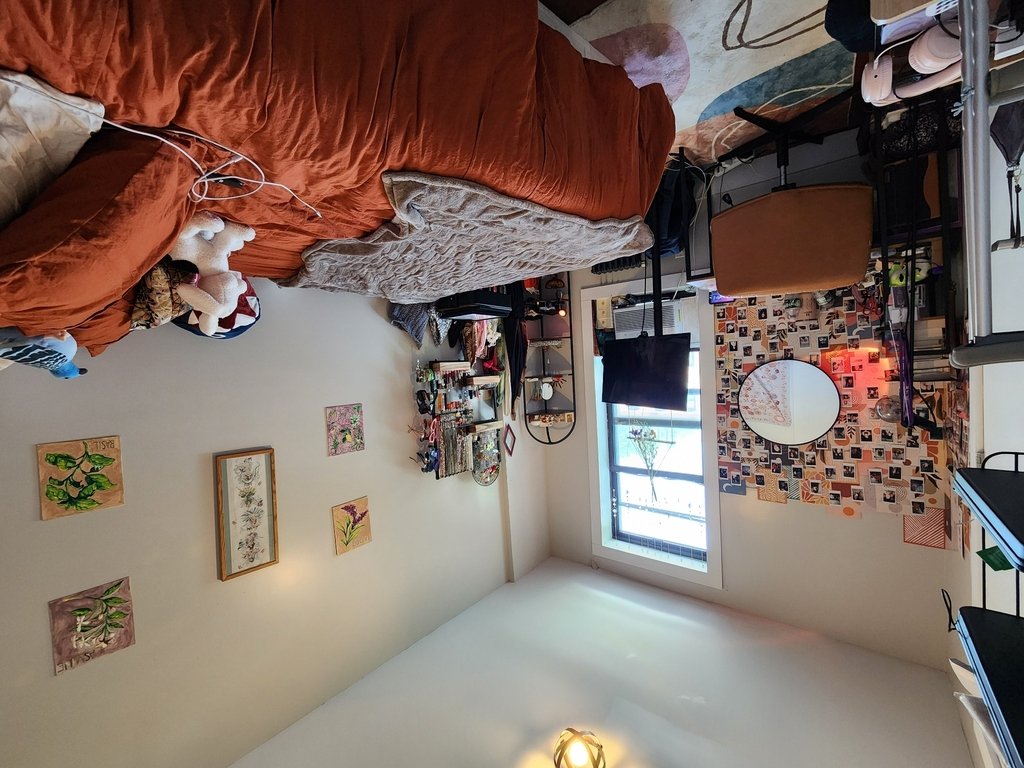 143 Cornelia Street - Photo 8