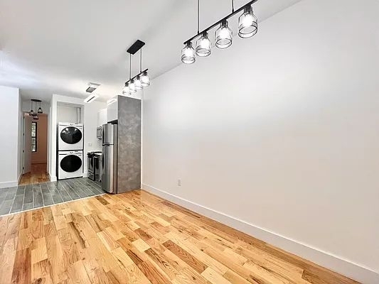 640 Kosciuszko Street - Photo 1