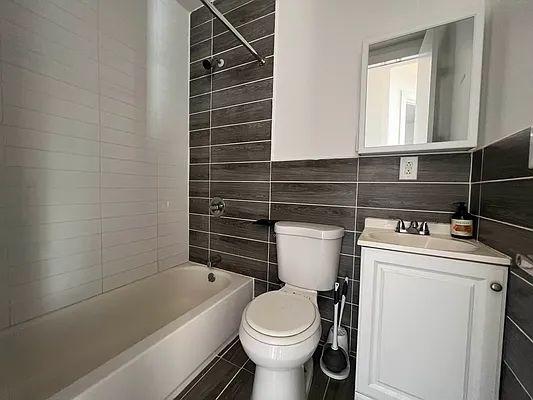 640 Kosciuszko Street - Photo 7