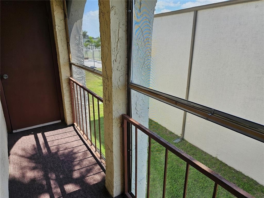 7701 Starkey Road - Photo 12