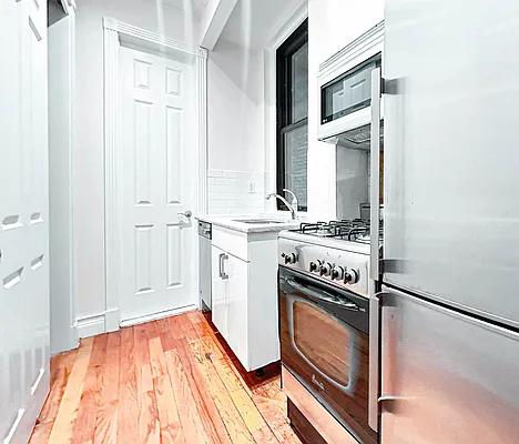 344 east 55th street - Photo 4