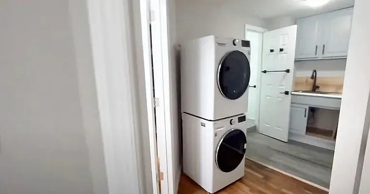 42 Avenue B - Photo 3