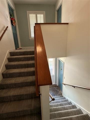 8604 Baltimore Drive - Photo 3