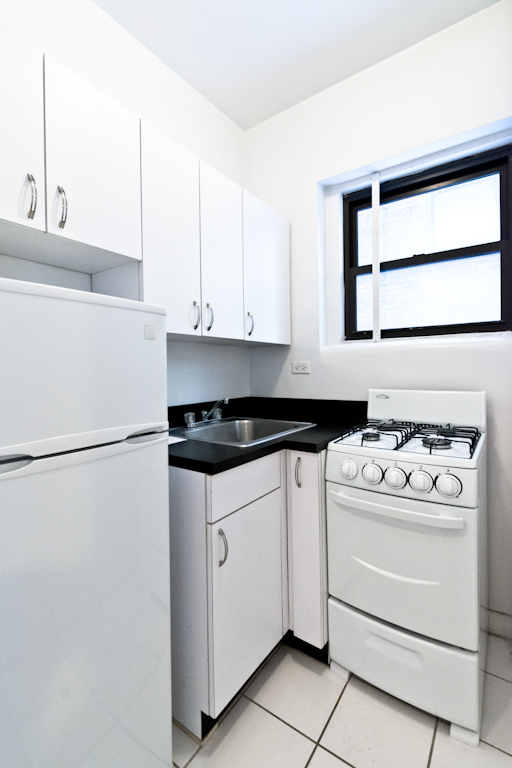 East 58th Street - Photo 1