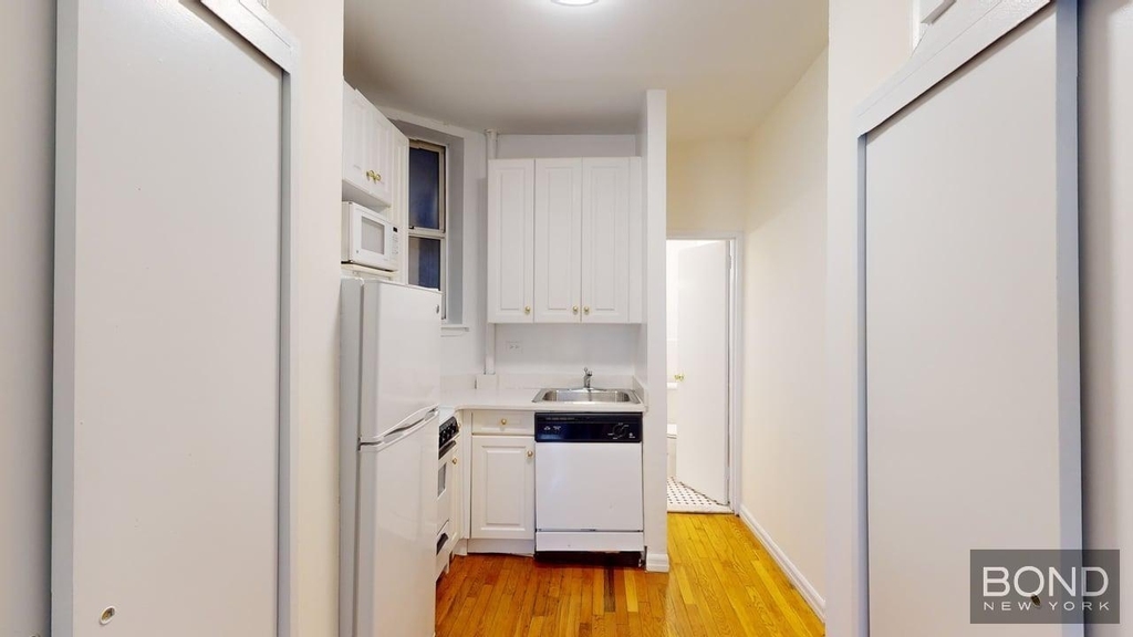East 81st Street - Photo 1