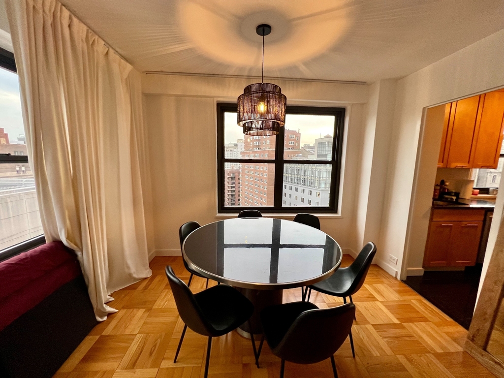 145 4th Avenue - Photo 4