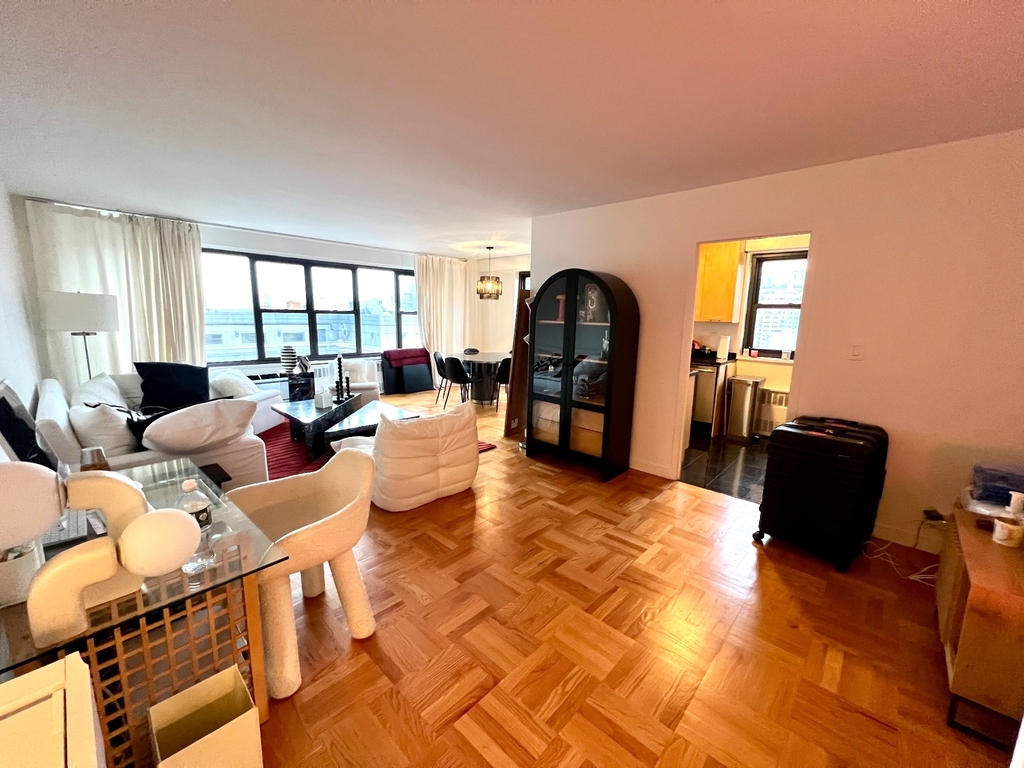 145 4th Avenue - Photo 2