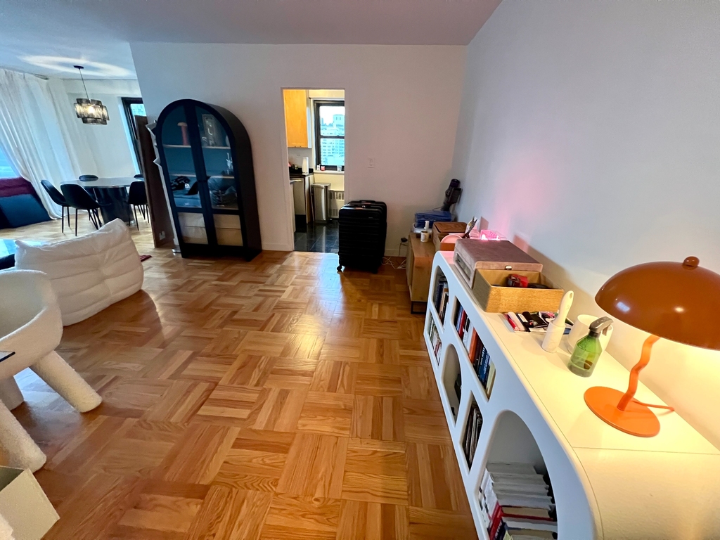 145 4th Avenue - Photo 7