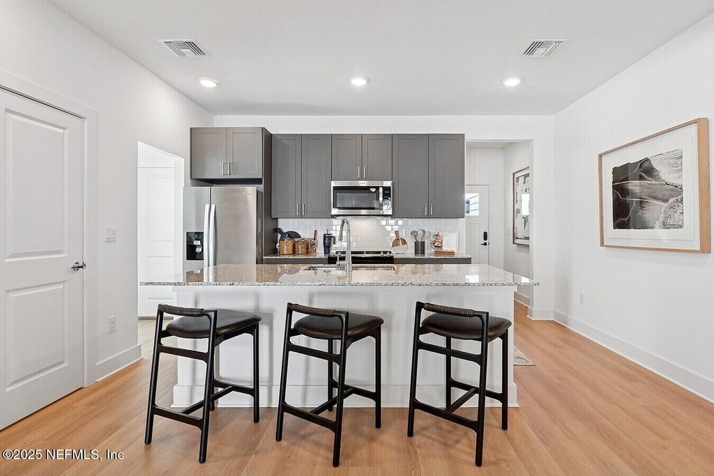 3730 Dupont Avenue - Photo 5