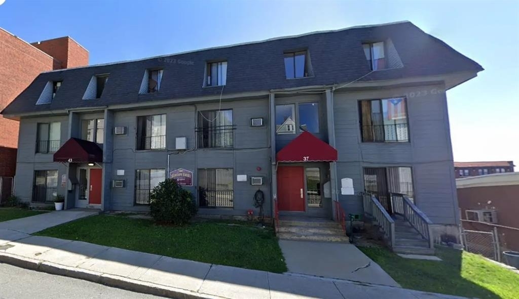 37 Blossom St - Photo 0