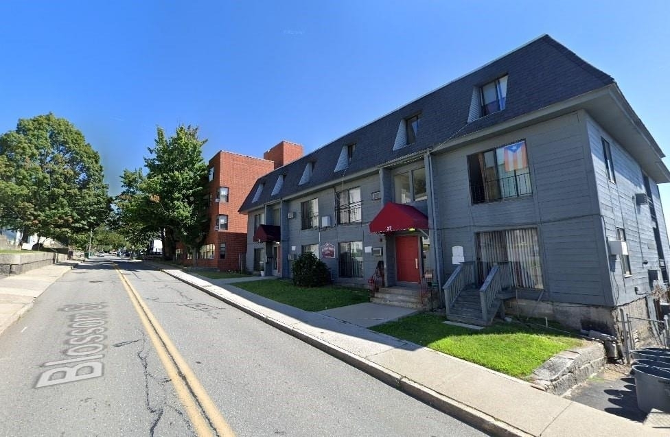 37 Blossom St - Photo 4