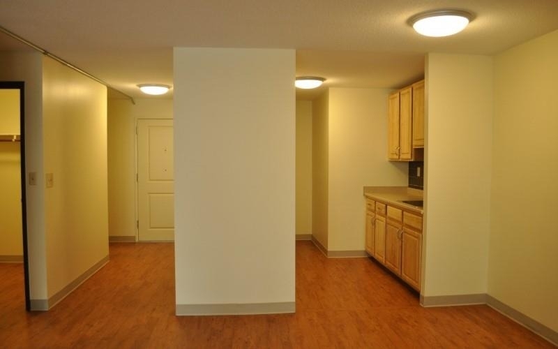 251 Court St - Photo 7