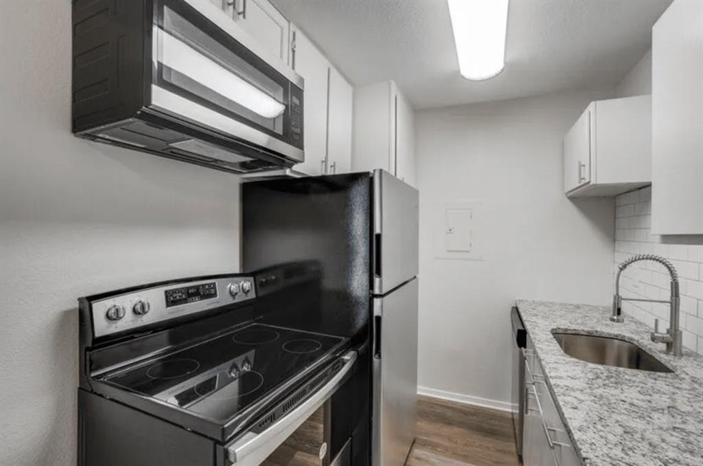 313-319 Rose St - Photo 2