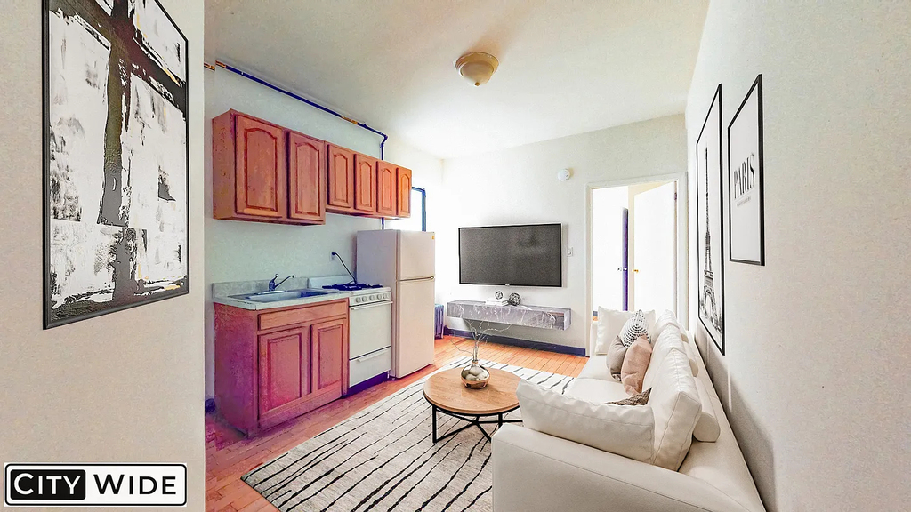328 East 14th Street - Photo 5