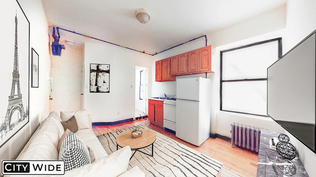 328 East 14th Street - Photo 4