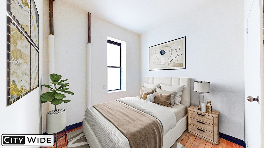 328 East 14th Street - Photo 1