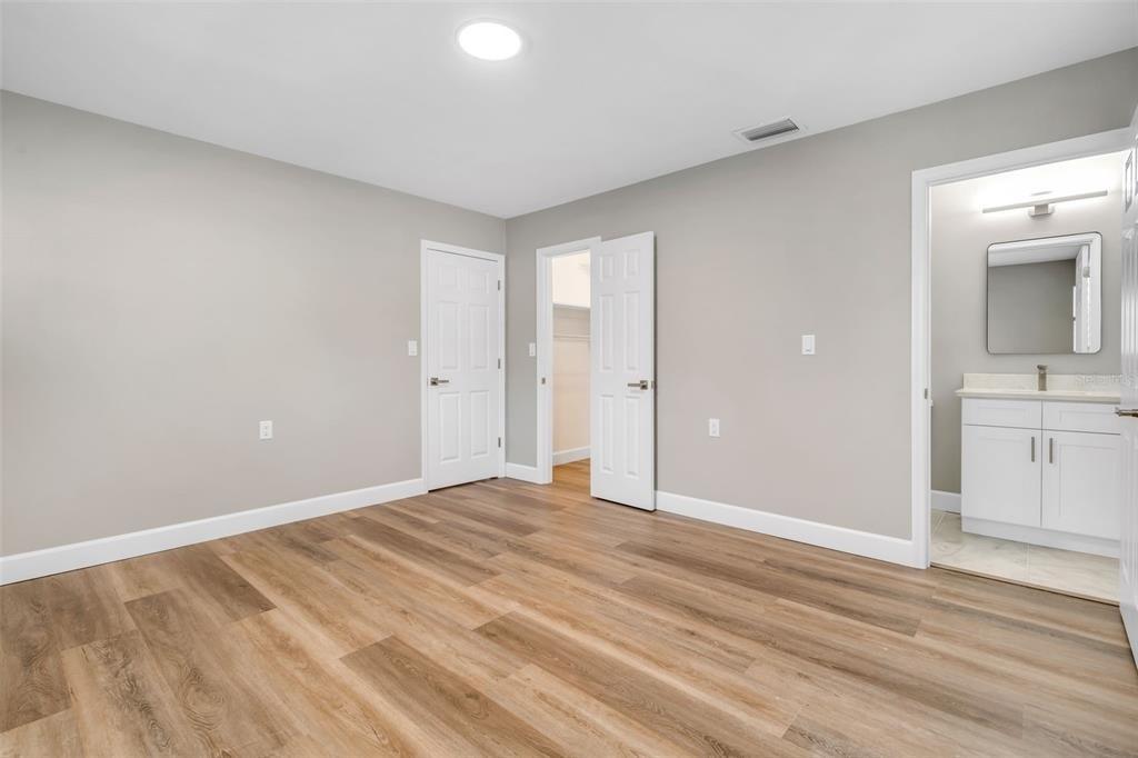 216 S Shore Crest Drive - Photo 19