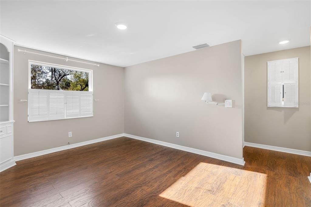 216 S Shore Crest Drive - Photo 24
