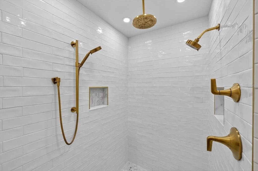 235 10th Avenue Ne - Photo 43