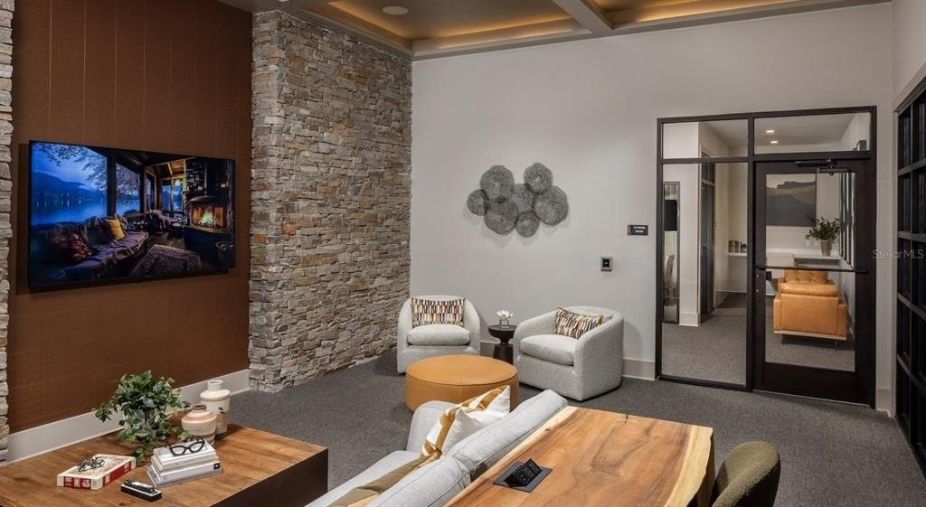 5000 Collina Terrace - Photo 8