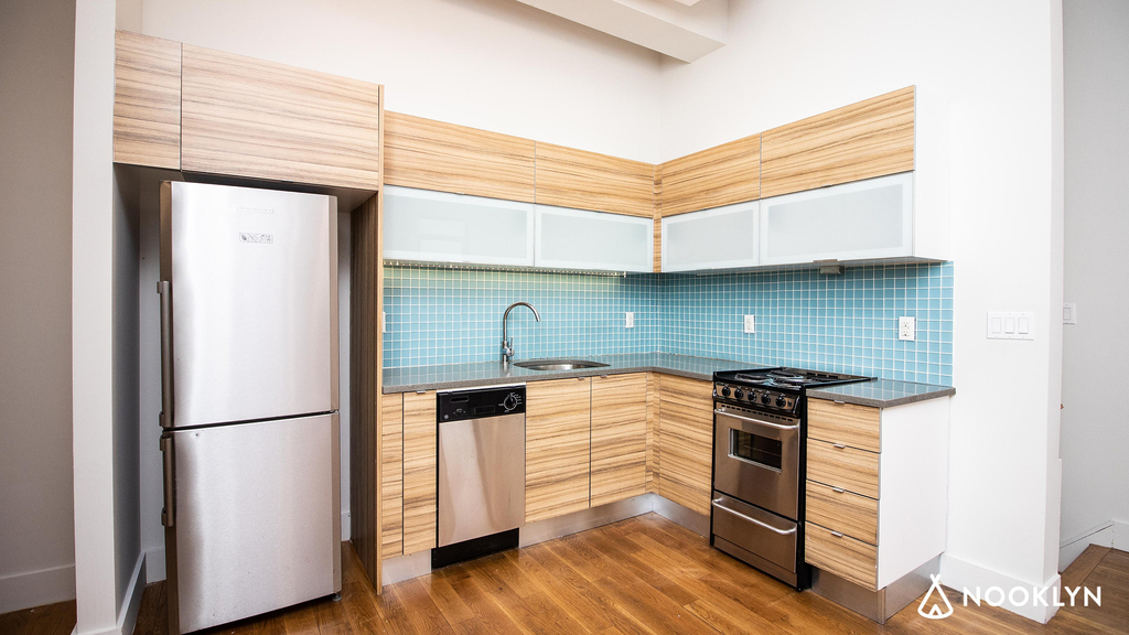 1002 Bushwick Avenue - Photo 5