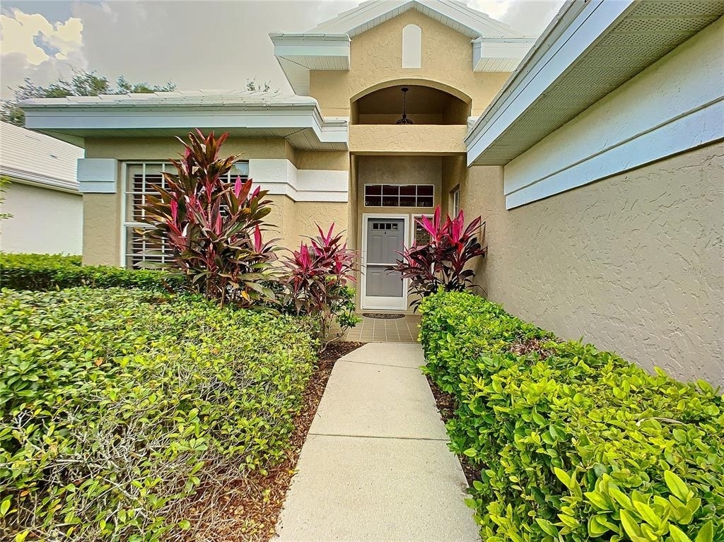 539 Fallbrook Drive - Photo 2