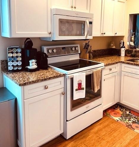 9320 Clubside Circle - Photo 6